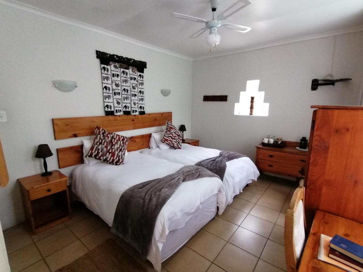 Aanhuizen Guest House Свеллендам Экстерьер фото